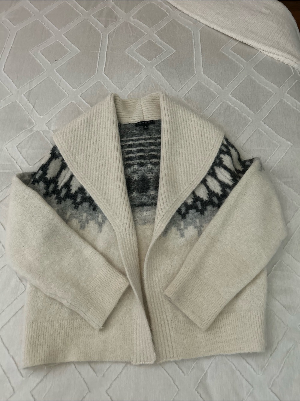 Banana Republic Factory Cardigan - Picture 6 of 8